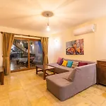 Talia Apartman *